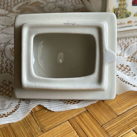 Adorable British ceramic teapot landmarks of London souvenir - Picture 6 of 10